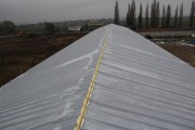 Sedlová plechová strecha haly